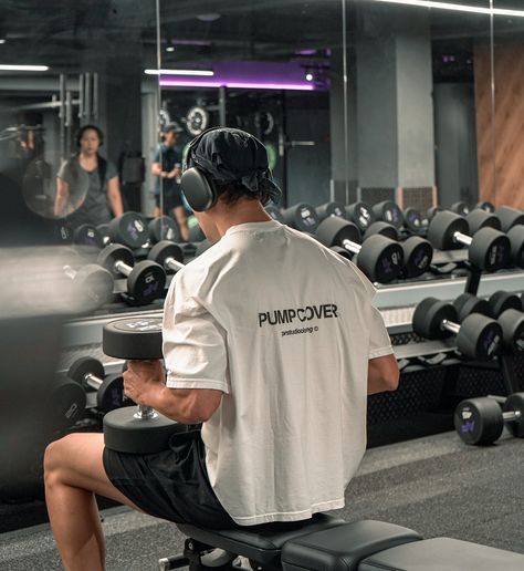 Fish Oil Before or After Workout: Does Timing Matter for Athletes? - Carbamide Forte